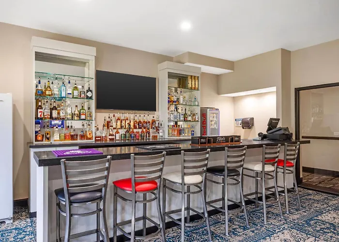 Quality Inn & Suites Caseyville - St Louis