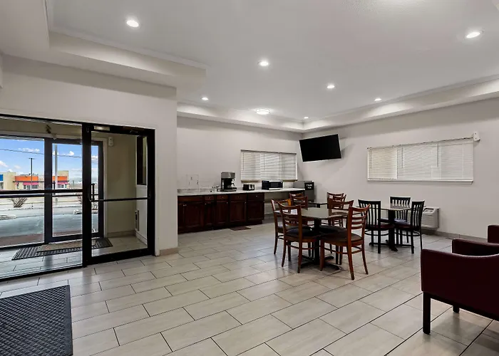 Red Lion Inn & Suites Caseyville